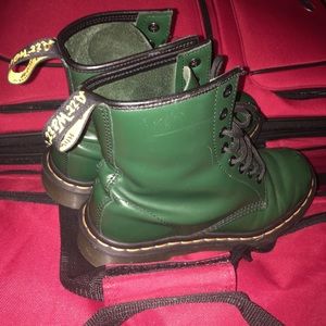 forest green size women’s 7.5